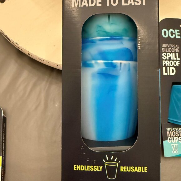 goSili reusable silicone Ocean Cups, straws and Ocean lids and straws bundle - Picture 3 of 15